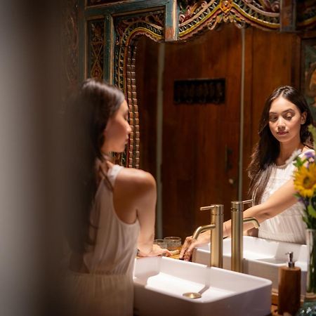 Kubu Kayu Villas Seminyak Exteriör bild